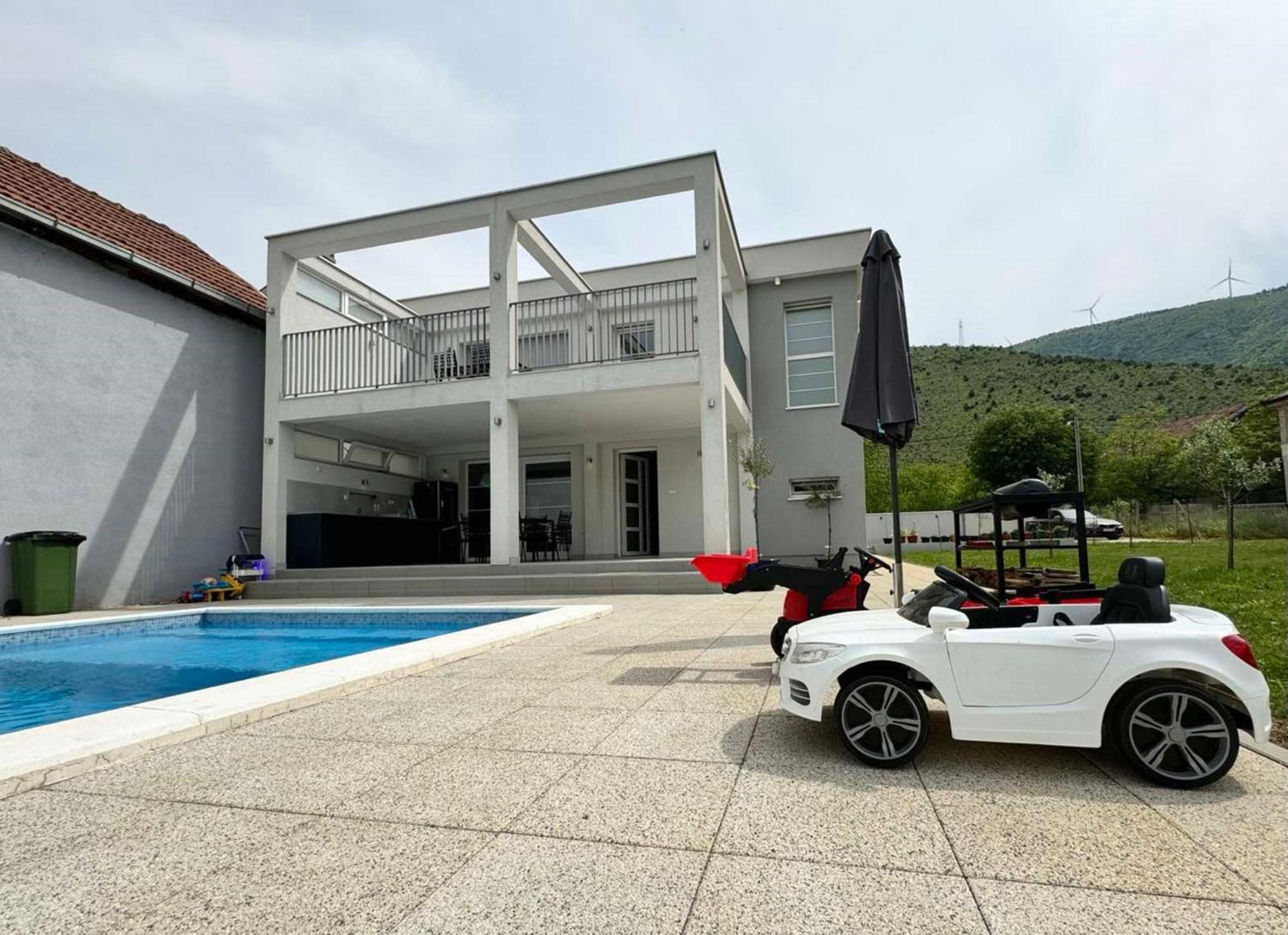 Villa Aqua 莫斯塔尔 外观 照片